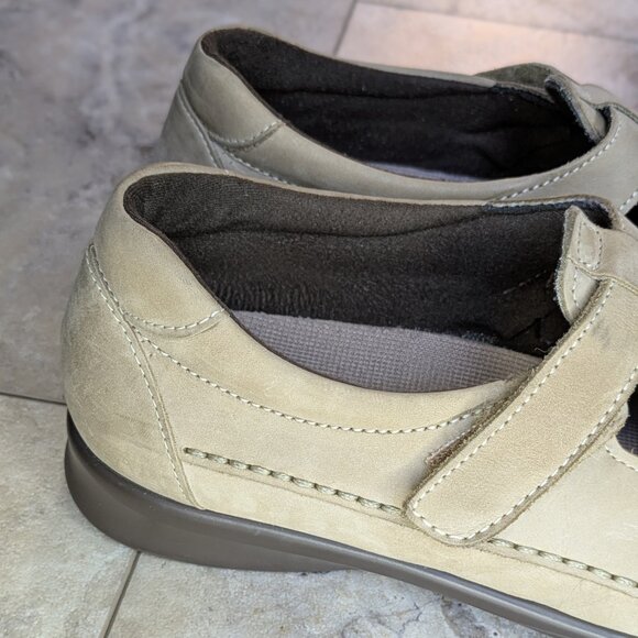 SAS 'Roamer' Leather Loafers (women's 8) - Picture 6 of 9